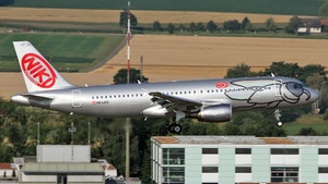 Photo of OE-LEG - Airbus A320-214 operated by Niki
