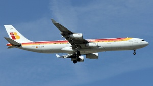 Photo of EC-LHM - Airbus A340-313 operated by Iberia