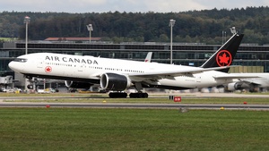 Photo of C-FNNH - Boeing 777-233(LR) operated by Air Canada