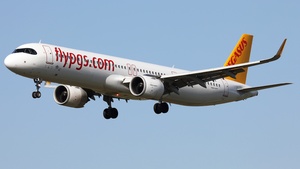 Photo of TC-RFR - Airbus A321-251NX operated by Pegasus Airlines