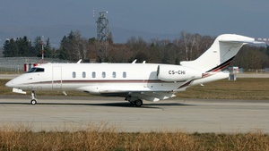 Photo of CS-CHI - Bombardier Challenger 350 operated by NetJets Europe