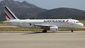 Photo of F-GKXM - Airbus A320-214 operated by Air France