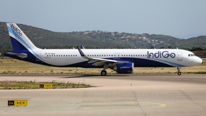 Photo of VT-NLD - Airbus A321-253NY operated by IndiGo