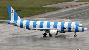 Photo of D-AICA - Airbus A320-212 operated by Condor