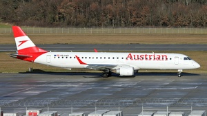 Photo of OE-LWD - Embraer ERJ-195LR operated by Austrian Airlines