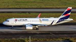 Photo of PR-XBH - Airbus A320-271N operated by LATAM Airlines Brasil