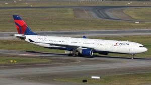 Photo of N805NW - Airbus A330-323 operated by Delta Air Lines