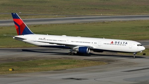 Photo of N831MH - Boeing 767-432(ER) operated by Delta Air Lines