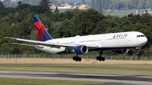 Photo of N840MH - Boeing 767-432(ER) operated by Delta Air Lines
