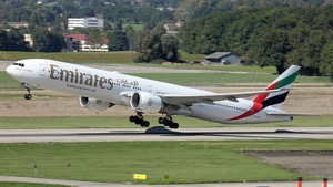 Photo of A6-EPV - Boeing 777-31H(ER) operated by Emirates