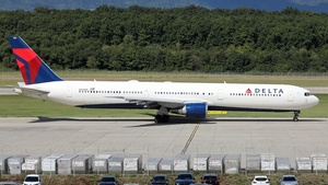 Photo of N839MH - Boeing 767-432(ER) operated by Delta Air Lines