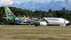 Photo of TC-SPY - Boeing 737-8EH operated by SunExpress
