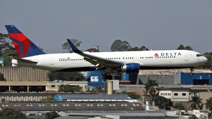 Photo of N174DN - Boeing 767-332(ER) operated by Delta Air Lines