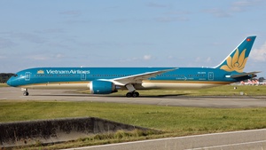 Photo of VN-A878 - Boeing 787-10 Dreamliner operated by Vietnam Airlines