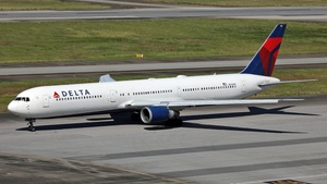 Photo of N828MH - Boeing 767-432(ER) operated by Delta Air Lines