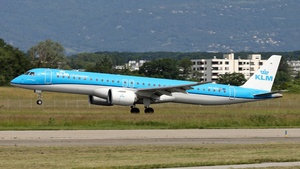 Photo of PH-NXH - Embraer ERJ-195-E2 operated by KLM Cityhopper