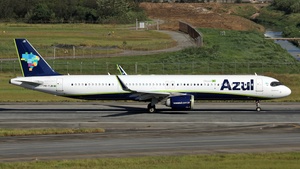 Photo of PR-YJB - Airbus A321-251NX operated by Azul