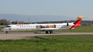 Photo of EC-MTZ - Bombardier CRJ-1000 operated by Iberia Regional (opb Air Nostrum)