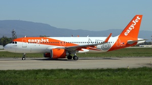 Photo of OE-LSF - Airbus A320-251N operated by easyJet Europe