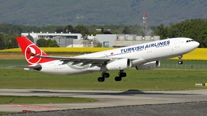 Photo of TC-LOM - Airbus A330-243 operated by Turkish Airlines