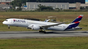 Photo of CC-BGE - Boeing 787-9 Dreamliner operated by LATAM Airlines