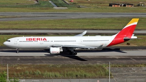 Photo of EC-LXK - Airbus A330-302 operated by Iberia