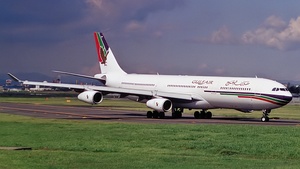 Photo of A4O-LF - Airbus A340-312 operated by Gulf Air