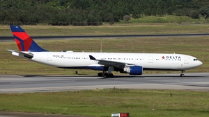 Photo of N801NW - Airbus A330-323 operated by Delta Air Lines