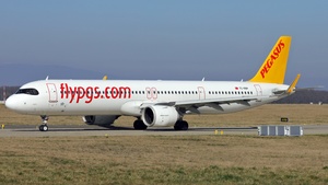 Photo of TC-RBP - Airbus A321-251NX operated by Pegasus Airlines