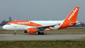 Photo of G-EZGI - Airbus A319-111 operated by easyJet