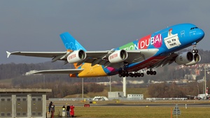 Photo of A6-EEU - Airbus A380-861 operated by Emirates