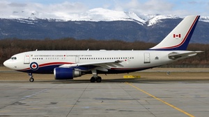 Photo of 15001 - Airbus CC-150 Polaris operated by Royal Canadian Air Force
