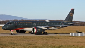 Photo of JY-RED - Embraer ERJ-190-E2 operated by Royal Jordanian Airlines