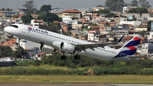 Photo of PS-LBI - Airbus A321-271NX operated by LATAM Airlines Brasil