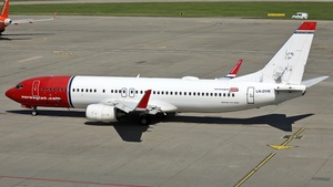 Photo of LN-DYR - Boeing 737-8JP operated by Norwegian Air Shuttle