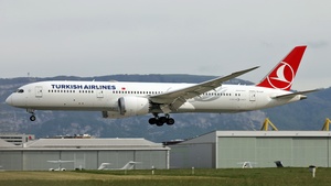 Photo of TC-LLF - Boeing 787-9 Dreamliner operated by Turkish Airlines