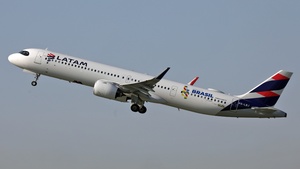 Photo of PS-LBJ - Airbus A321-271NX operated by LATAM Airlines Brasil