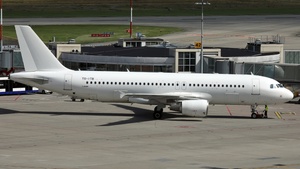 Photo of TS-ITB - Airbus A320-214 operated by Tunisair