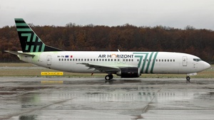 Photo of 9H-TIA - Boeing 737-430 operated by Air Horizont