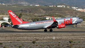 Photo of G-JZBL - Boeing 737-8MG operated by Jet2