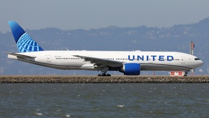 Photo of N57016 - Boeing 777-224(ER) operated by United Airlines
