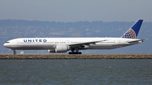 Photo of N2331U - Boeing 777-322(ER) operated by United Airlines