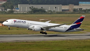 Photo of CC-BGR - Boeing 787-9 Dreamliner operated by LATAM Airlines