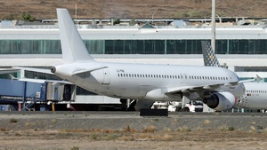 Photo of LZ-FBE - Airbus A320-214 operated by Bul Air