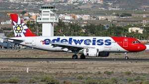 Photo of HB-IHX - Airbus A320-214 operated by Edelweiss Air