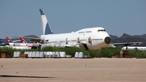 Photo of N674US - Boeing 747-451 operated by Delta Air Lines