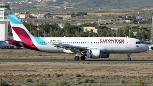 Photo of D-ABHC - Airbus A320-214 operated by Eurowings