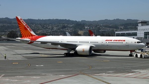 Photo of VT-AEI - Boeing 777-232(LR) operated by Air India