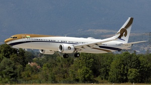 Photo of T7-LOTUS - Boeing 737 MAX 9(BBJ) operated by Reliance Industries