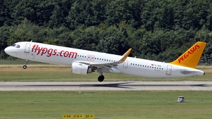 Photo of TC-RBA - Airbus A321-251NX operated by Pegasus Airlines